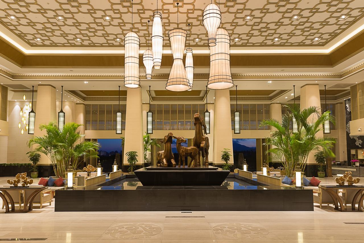 Grand New Century Hotel Sanya Exteriör bild
