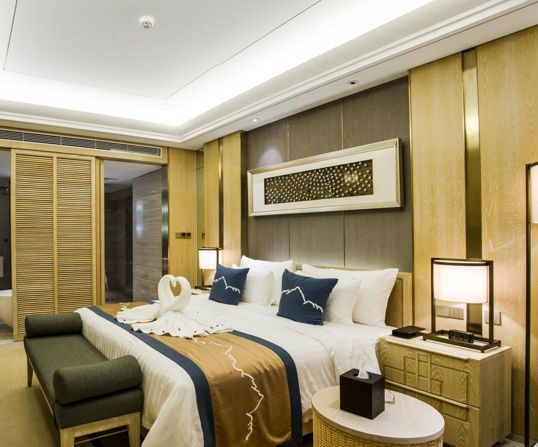 Grand New Century Hotel Sanya Exteriör bild