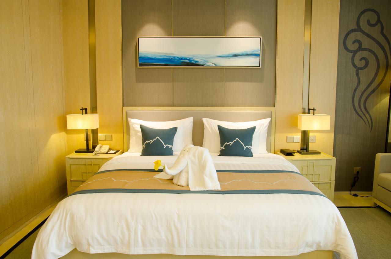 Grand New Century Hotel Sanya Exteriör bild