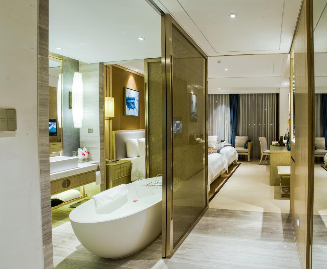 Grand New Century Hotel Sanya Exteriör bild