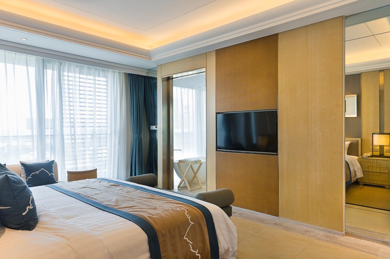 Grand New Century Hotel Sanya Exteriör bild